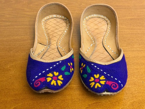 Traditional purple floral - traditional,